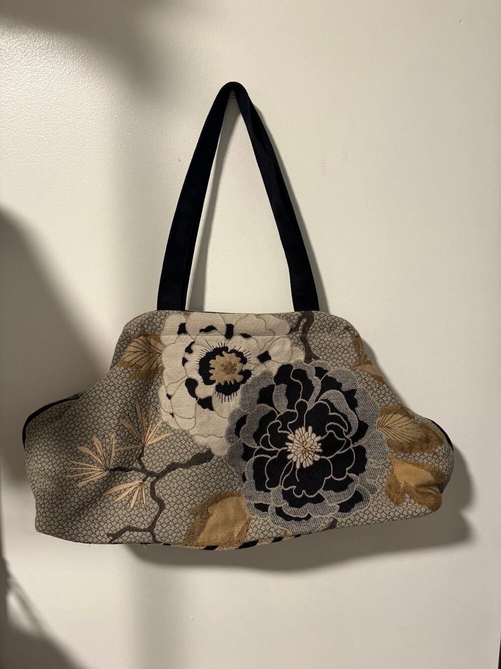 ATENTI Tapestry Snap